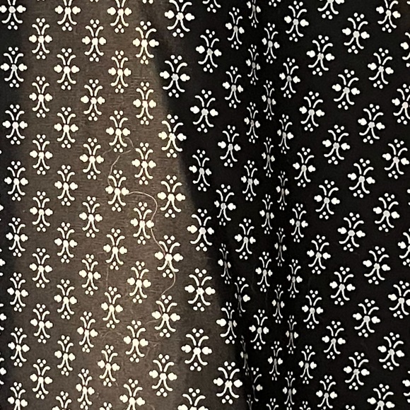 Thomas Dean NWOT Long Sleeved Stylish Shirt in Pristine Condition!! - Picture 15 of 15